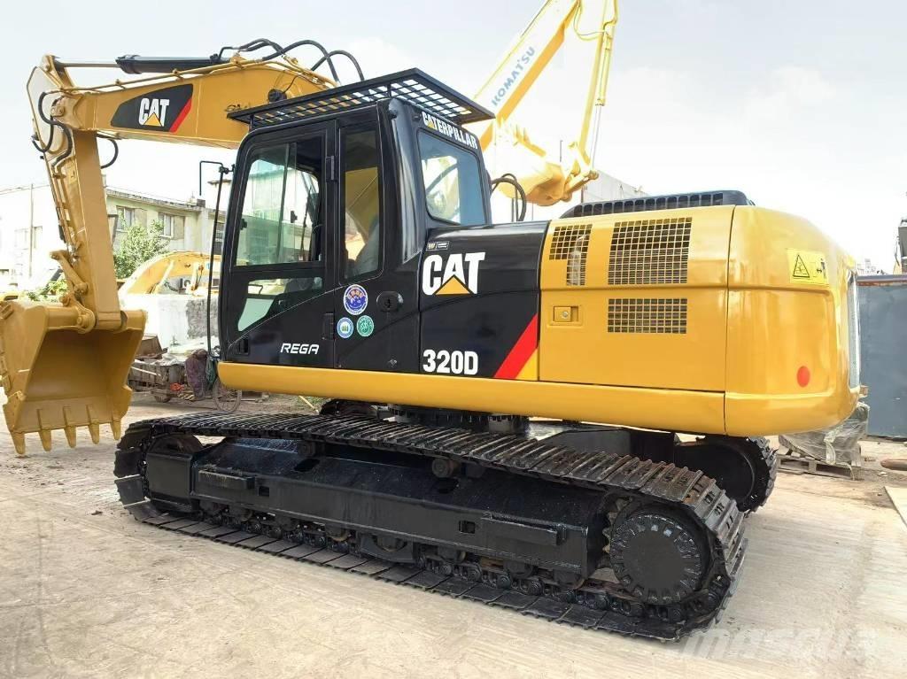 CAT 320D Escavadeiras de esteiras