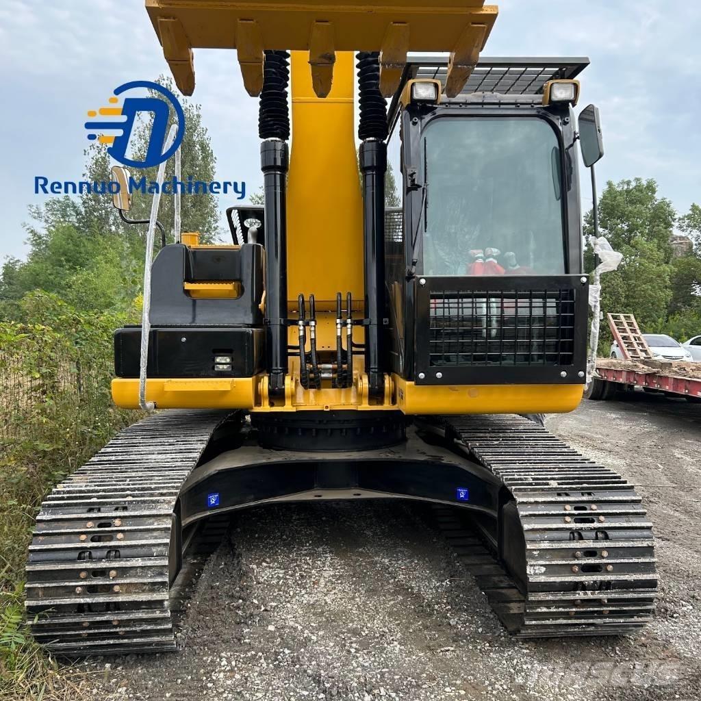 CAT 320D2 Escavadeiras de esteiras