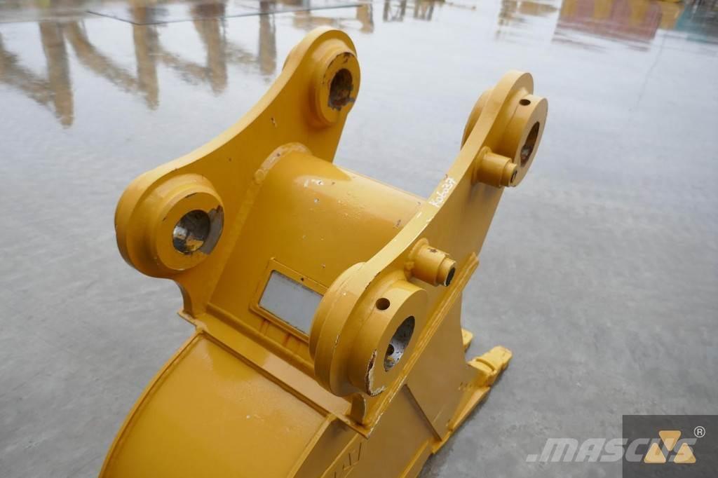 CAT 320 Bucket Baldes