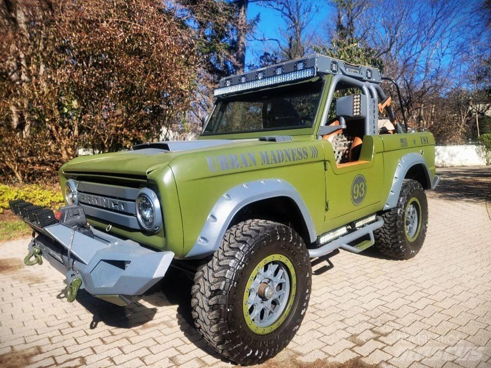 Ford Bronco Automóvel