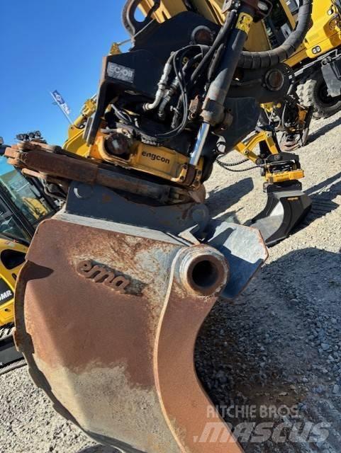 CAT 320 Escavadeiras de esteiras