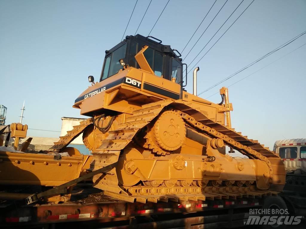 CAT D 6 T LGP Dozers - Tratores rastos
