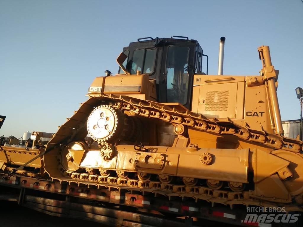 CAT D 6 T LGP Dozers - Tratores rastos