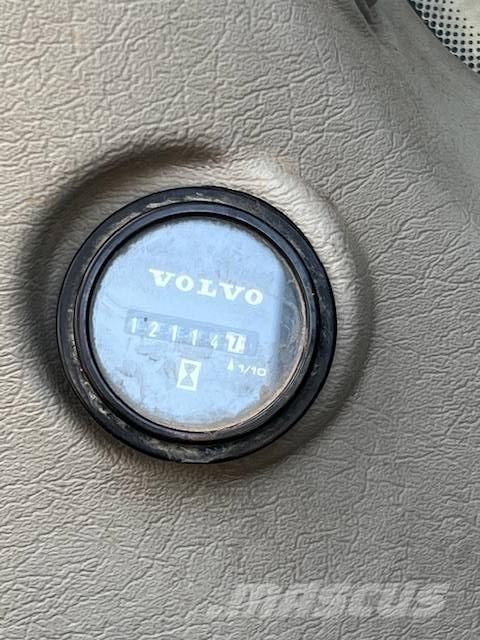 Volvo EC 220 DL Escavadeiras de esteiras