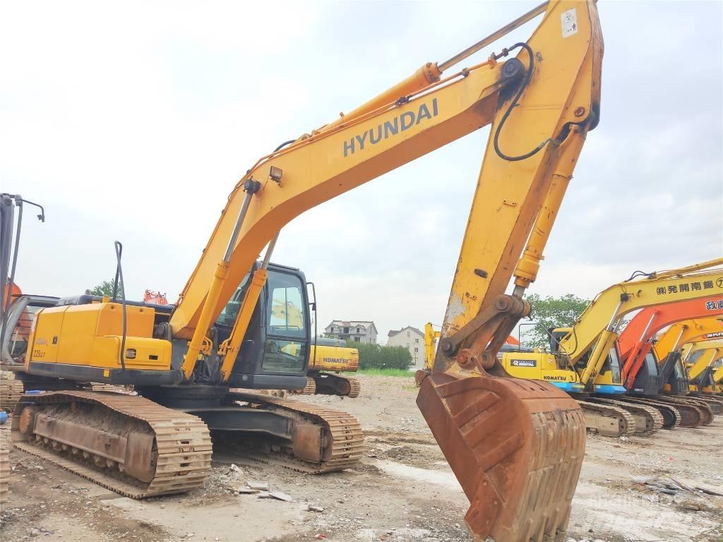 Hyundai R225LC-7 Escavadeiras de esteiras