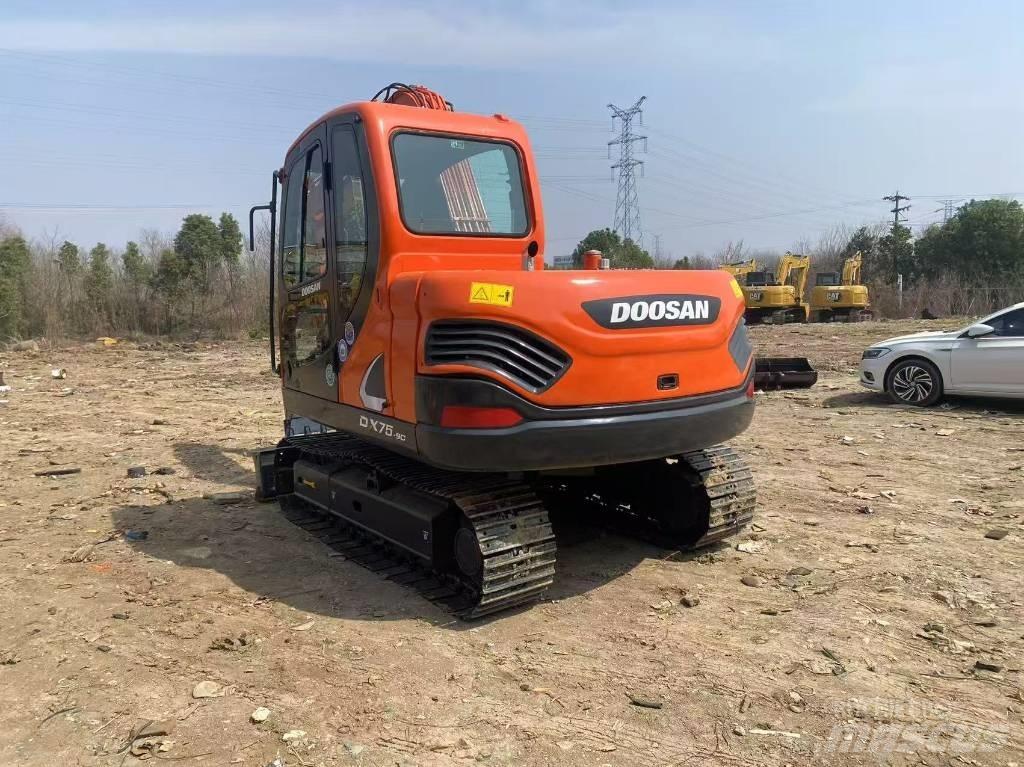 Doosan DX75 Miniescavadeiras