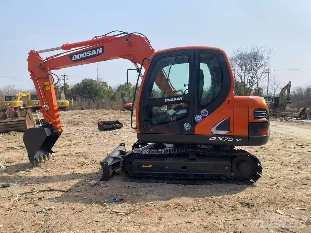 Doosan DX75 Miniescavadeiras