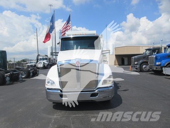 Kenworth T680 Camiões basculantes