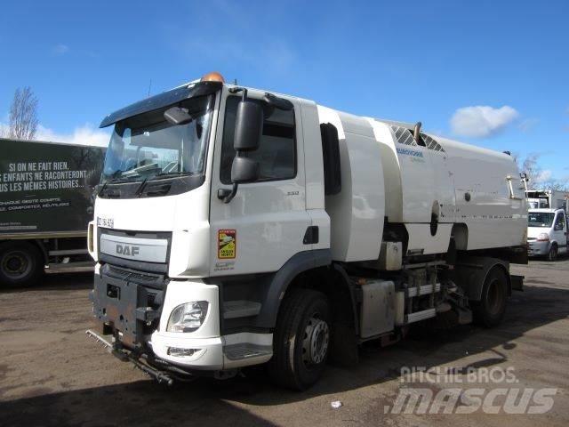 DAF CF330 Camiões varredores