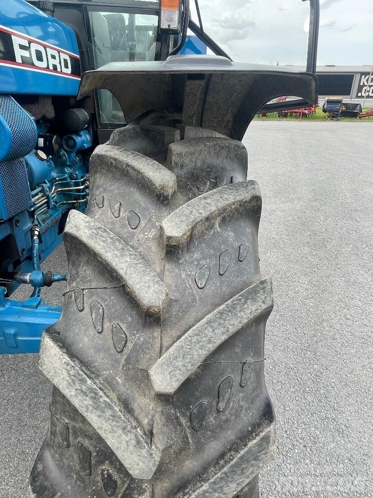 Ford 4830 Tratores Agrícolas usados