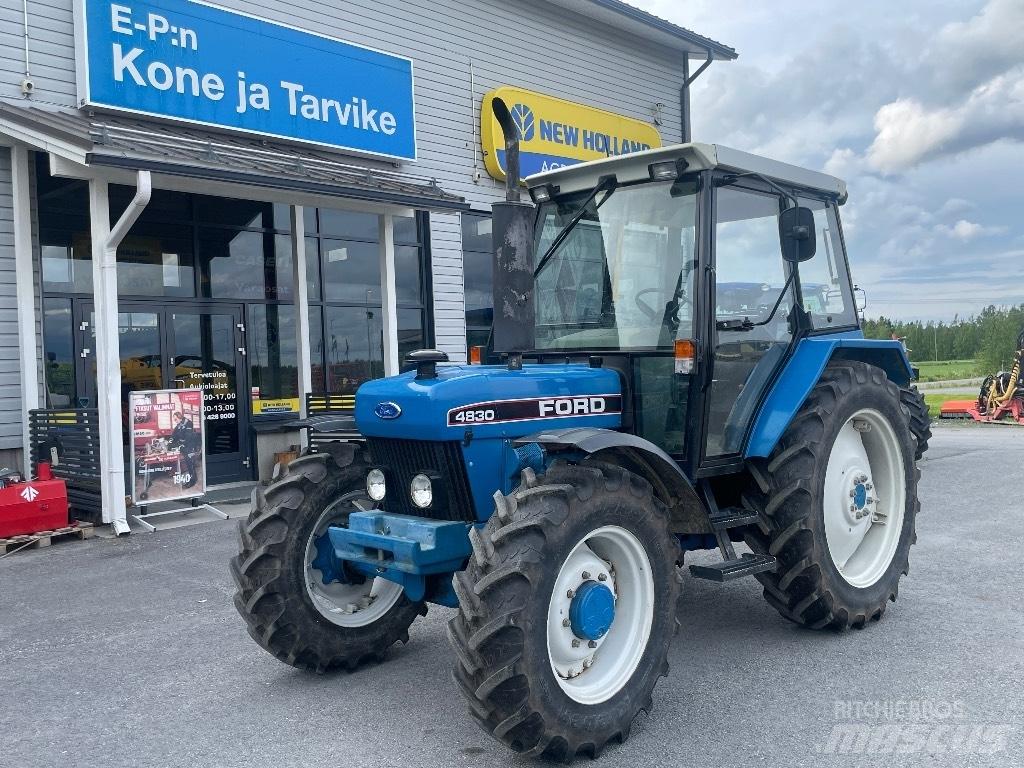 Ford 4830 Tratores Agrícolas usados