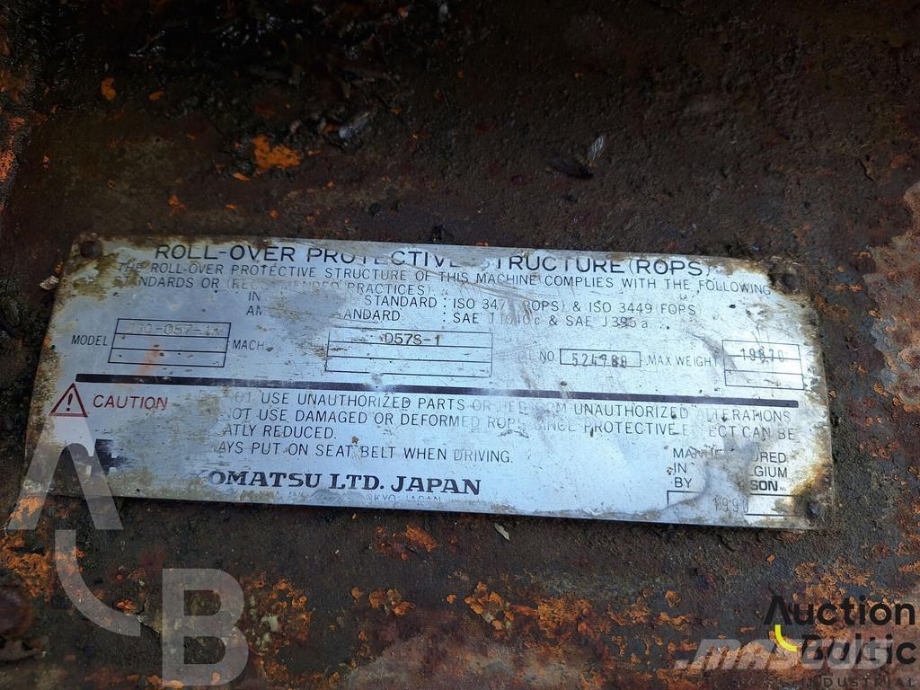 Komatsu D57S-1 Carregadoras de lagartas