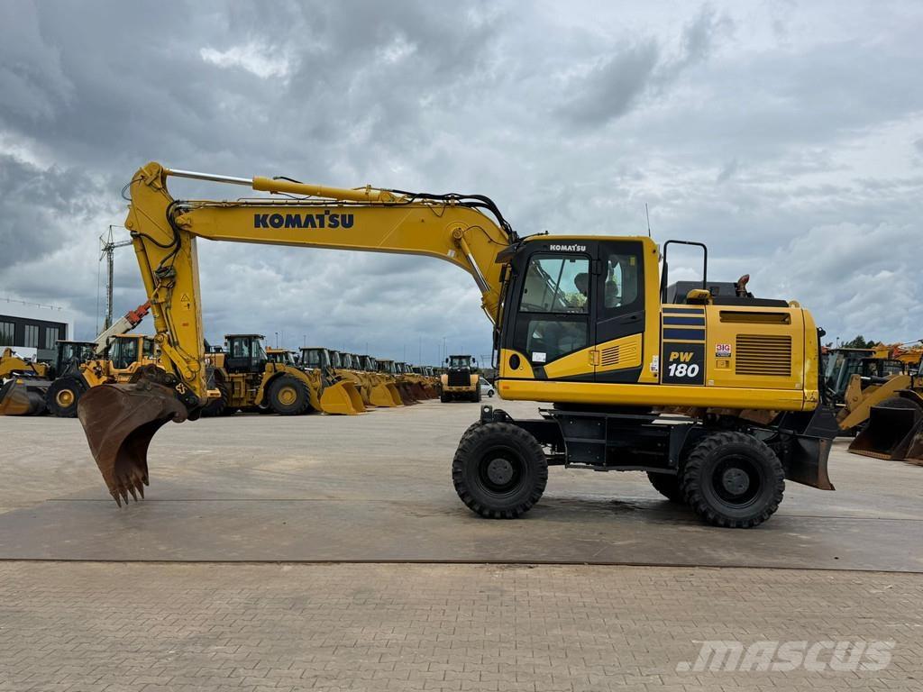 Komatsu PW180-11 Escavadoras de rodas