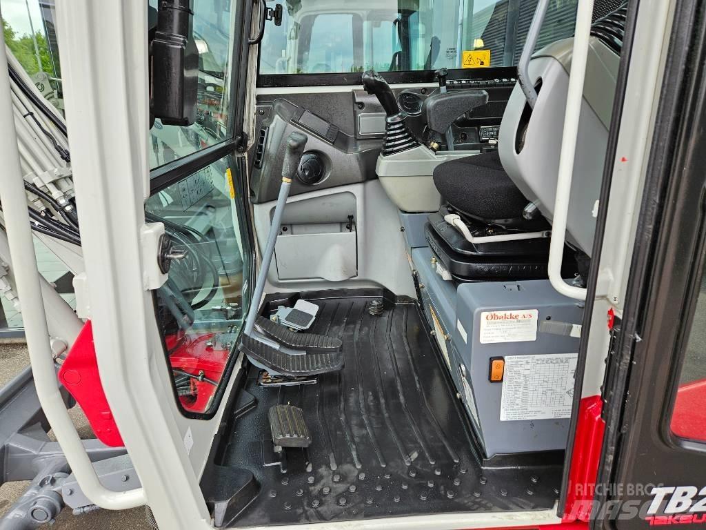 Takeuchi TB 230 Miniescavadeiras