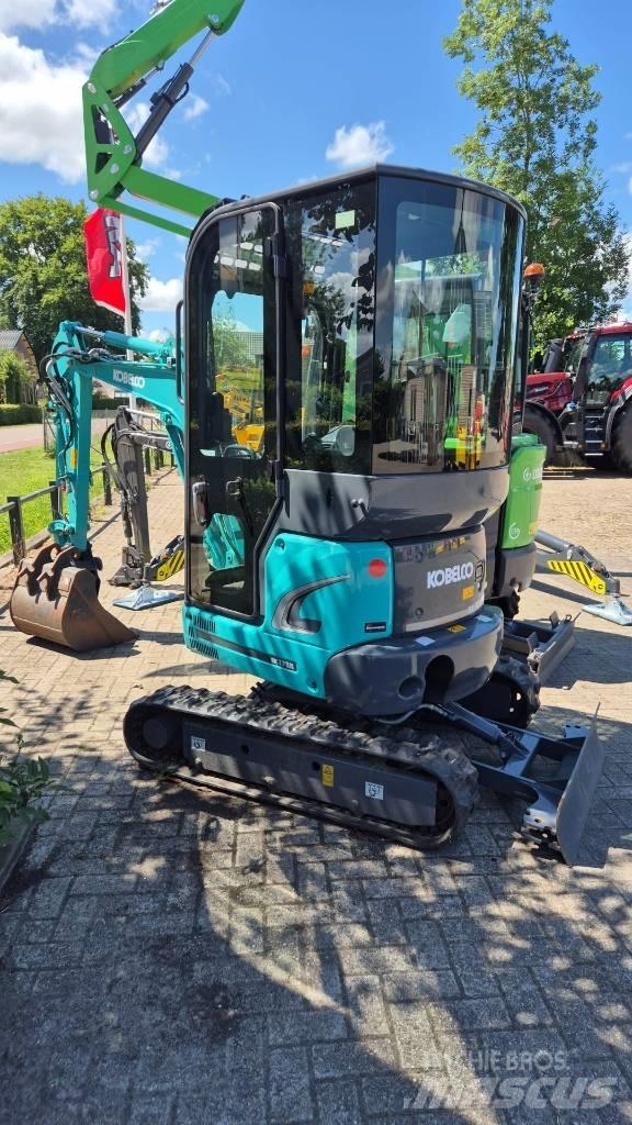 Kobelco SK 17 SR Miniescavadeiras