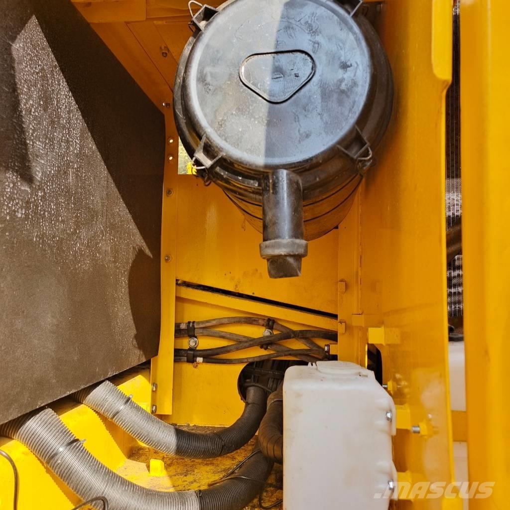 Komatsu PC 200-8 Escavadeiras de esteiras