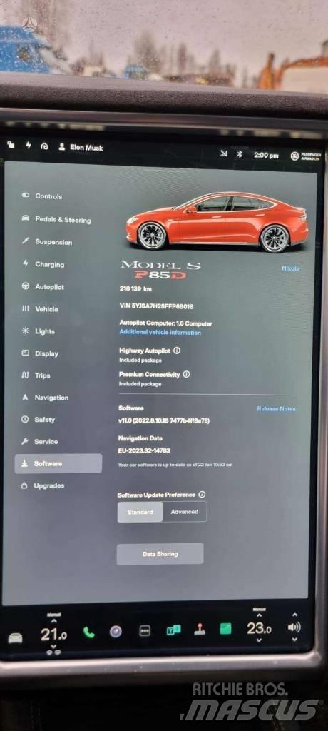 Tesla Model S P85D Automóvel