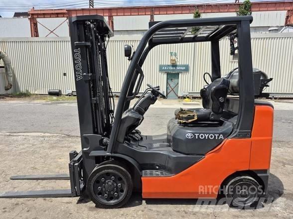 Toyota 8 FGCU 25 Empilhadores - Outros