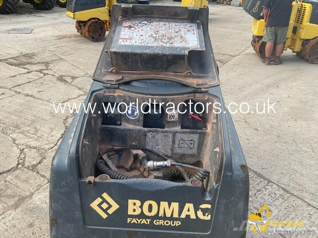 Bomag BMP 8500 Vibradores