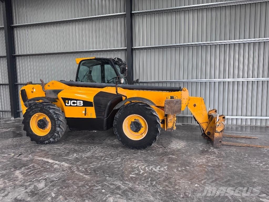 JCB 535-140 Turbo Manipulador telescópico