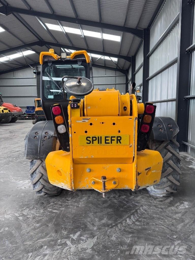 JCB 535-140 Turbo Manipulador telescópico