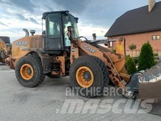 CASE 721 F Carregadeiras de rodas