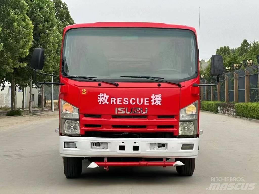 Isuzu ELF Camiões Municipais / Uso Geral