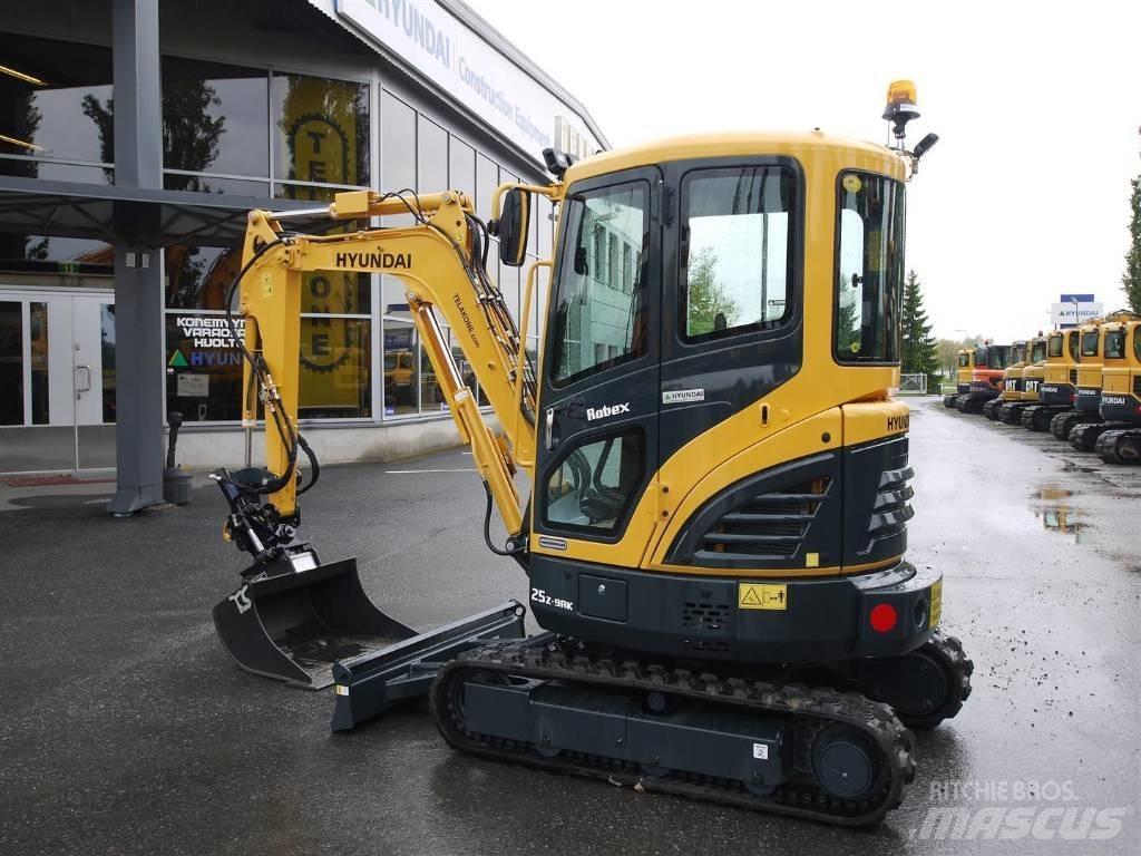 Hyundai R25Z-9AK Miniescavadeiras