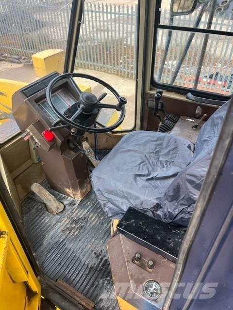 Komatsu WA 600-1 Carregadeiras de rodas