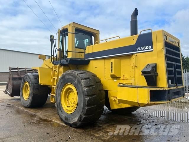 Komatsu WA 600-1 Carregadeiras de rodas