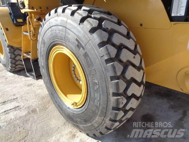 CAT 926M Carregadeiras de rodas