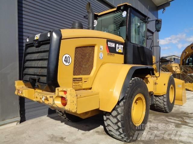 CAT 926M Carregadeiras de rodas