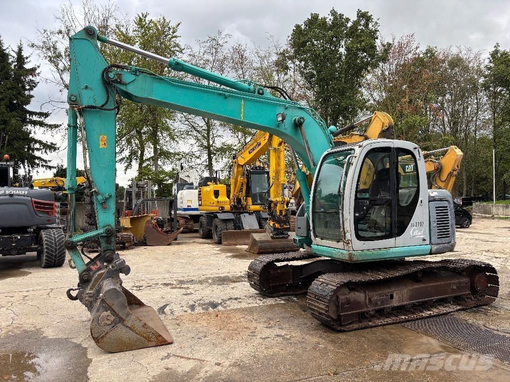Kobelco SK 135 Escavadeiras de esteiras