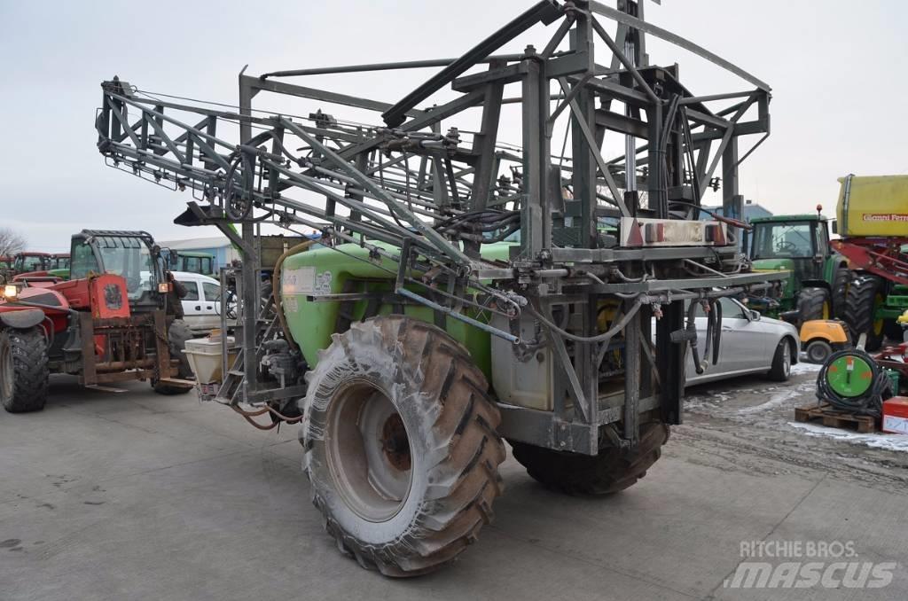  Technoma 2500 Pulverizadores rebocados