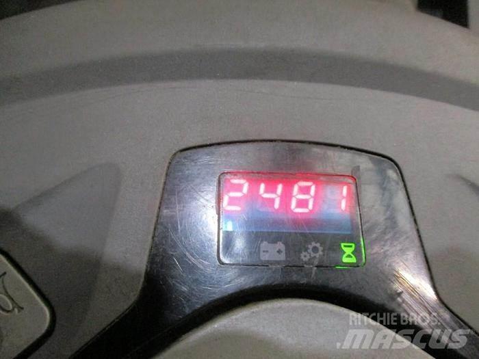 BT SPE 140L Empilhador para operador externo