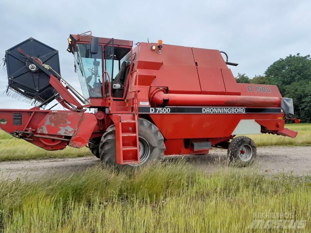 Dronningborg D7500 Ceifeiras debulhadoras