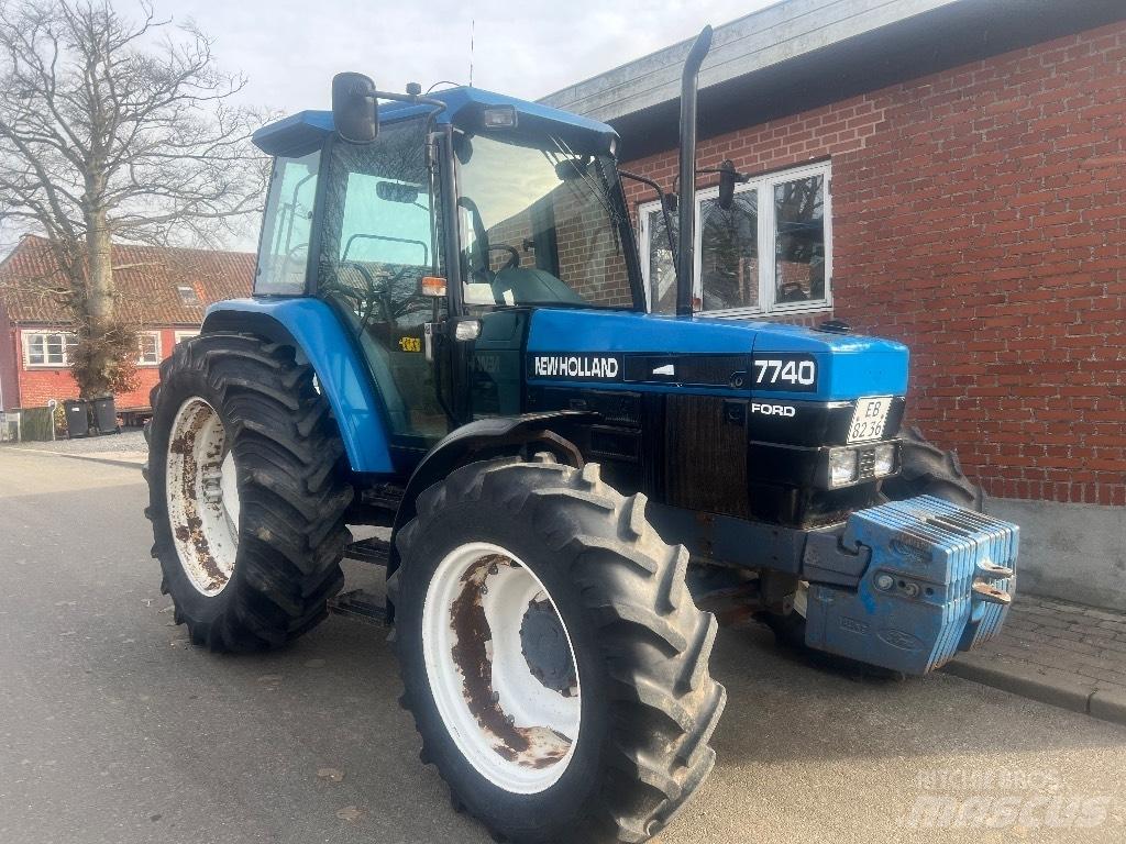 New Holland 7740 Tratores Agrícolas usados
