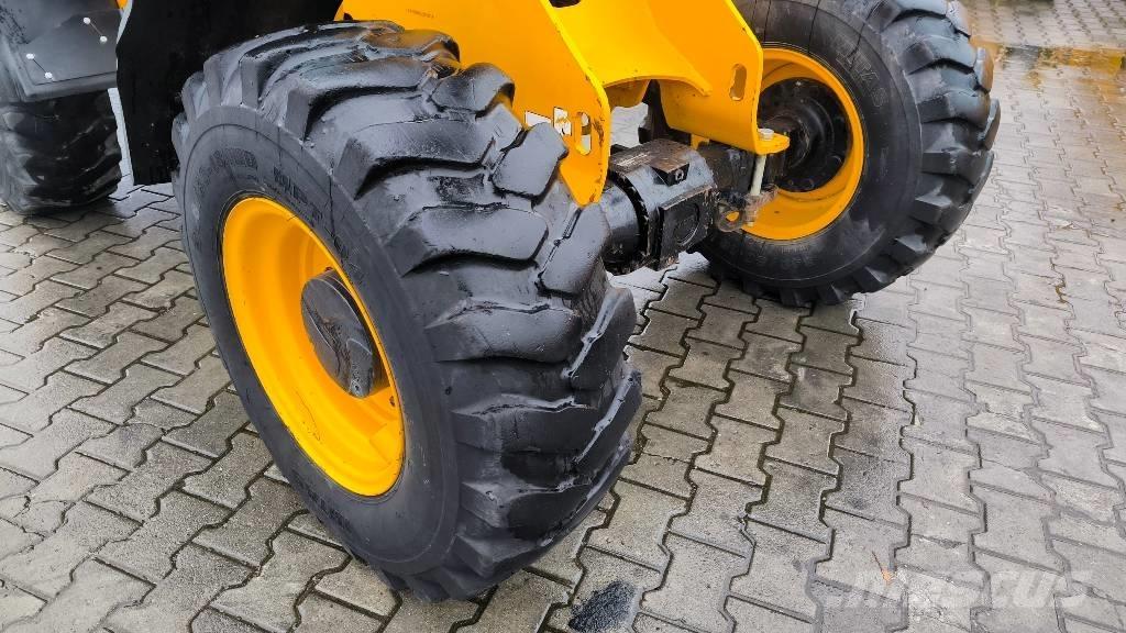 JCB 406 Carregadeiras de rodas