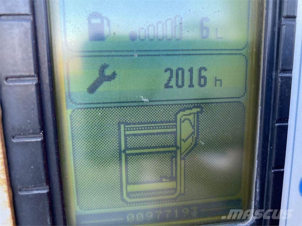 Manitou 160ATJ RC Elevadores braços articulados