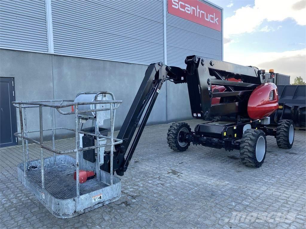 Manitou 160ATJ RC Elevadores braços articulados