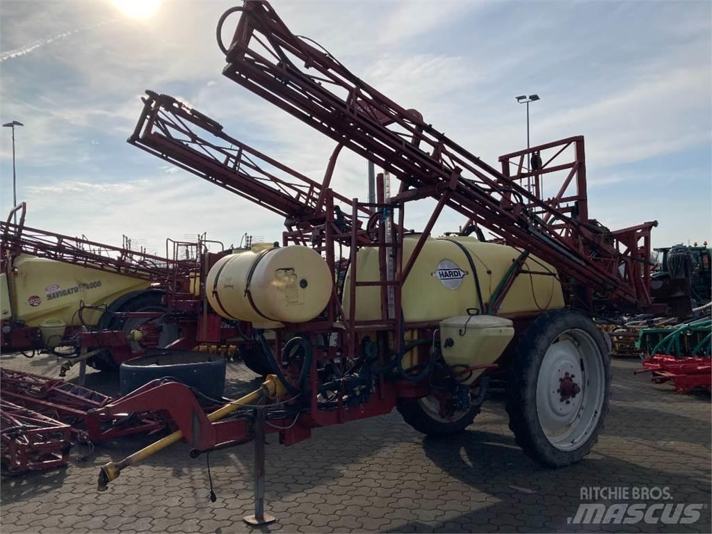 Hardi TZY 2400 Pulverizadores rebocados