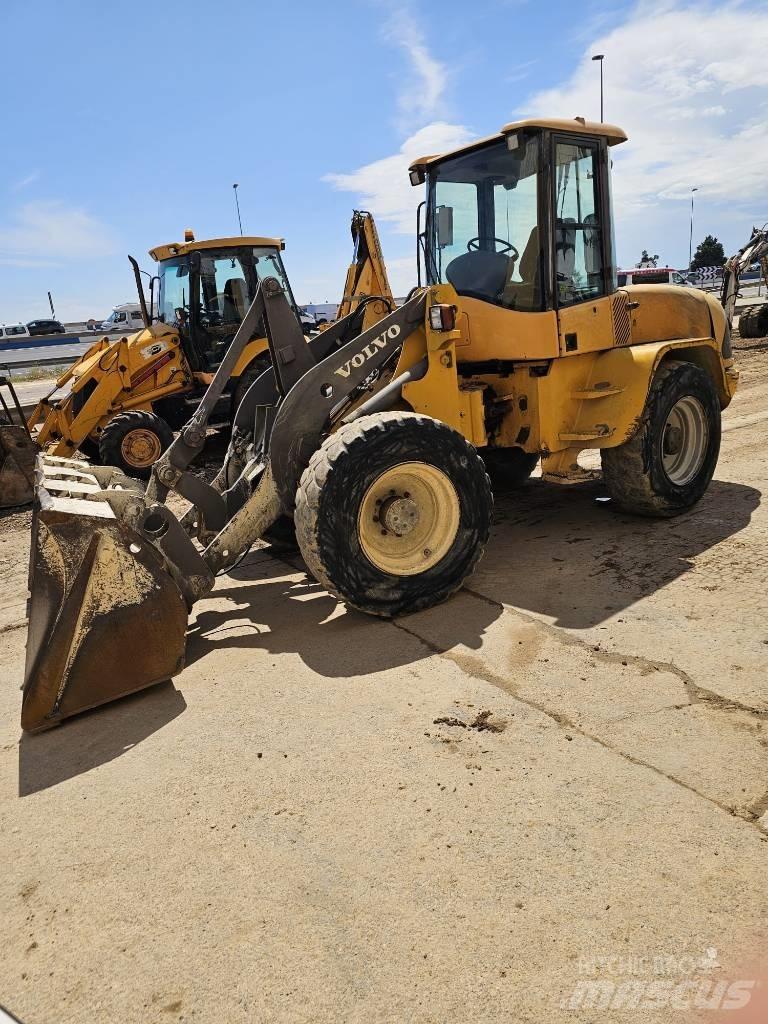Volvo L 40 Carregadeiras de rodas
