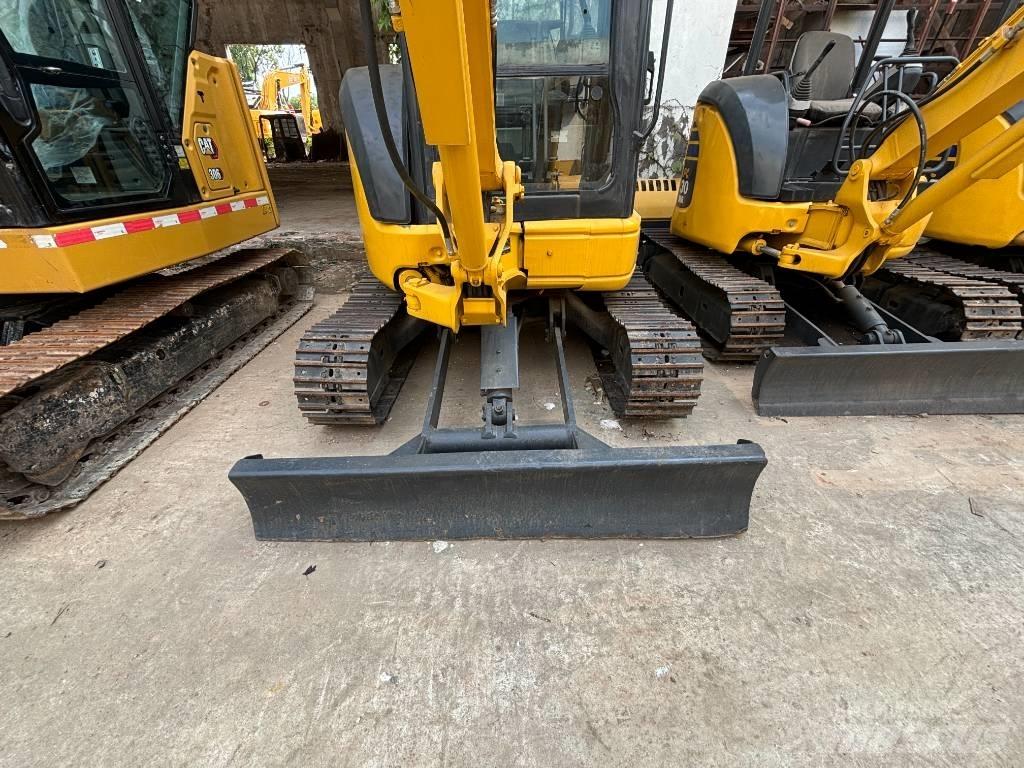 Komatsu PC35MR Miniescavadeiras