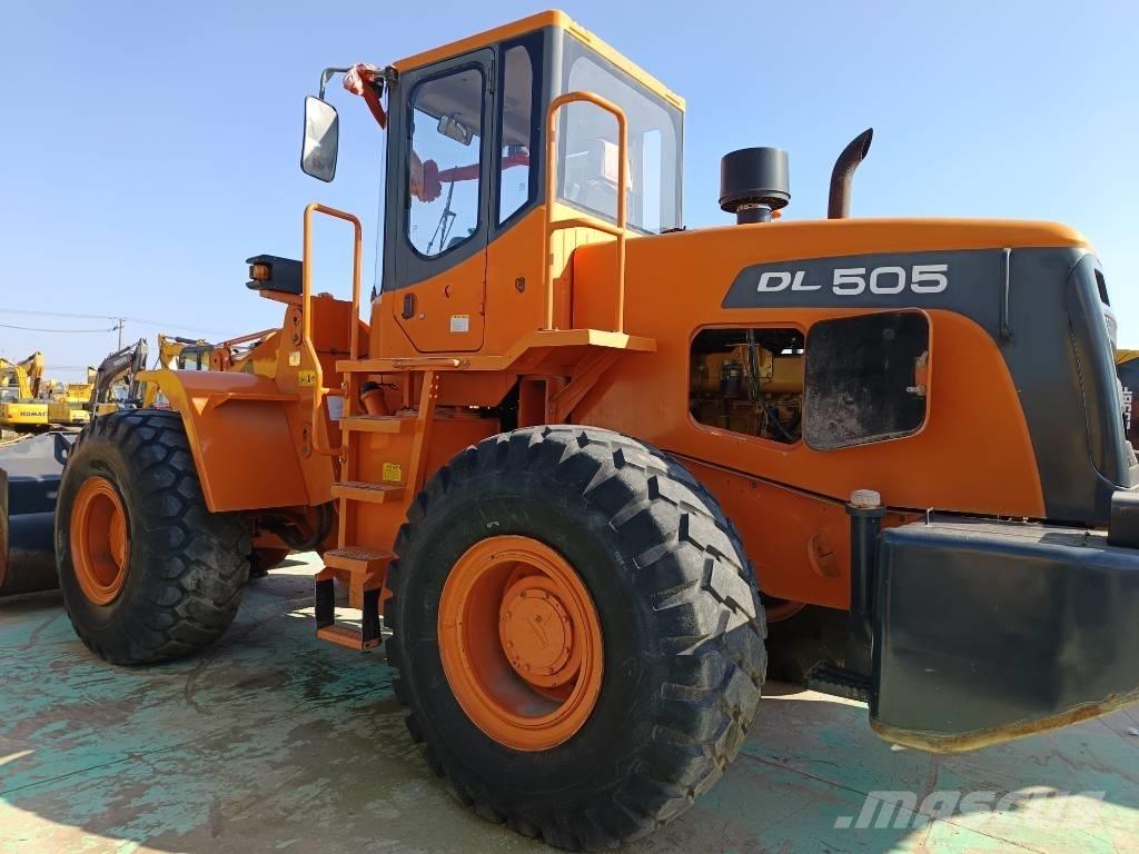 Doosan DL 505 Carregadeiras de rodas