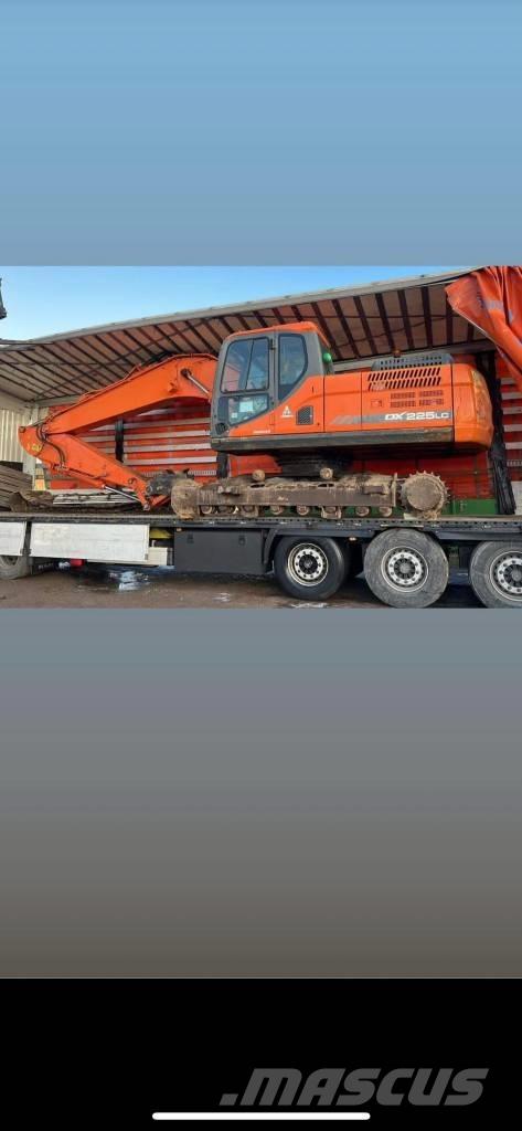 Develon DX 225 LC-7 Escavadeiras de esteiras