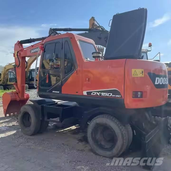 Doosan DX150W-9C Escavadoras de rodas