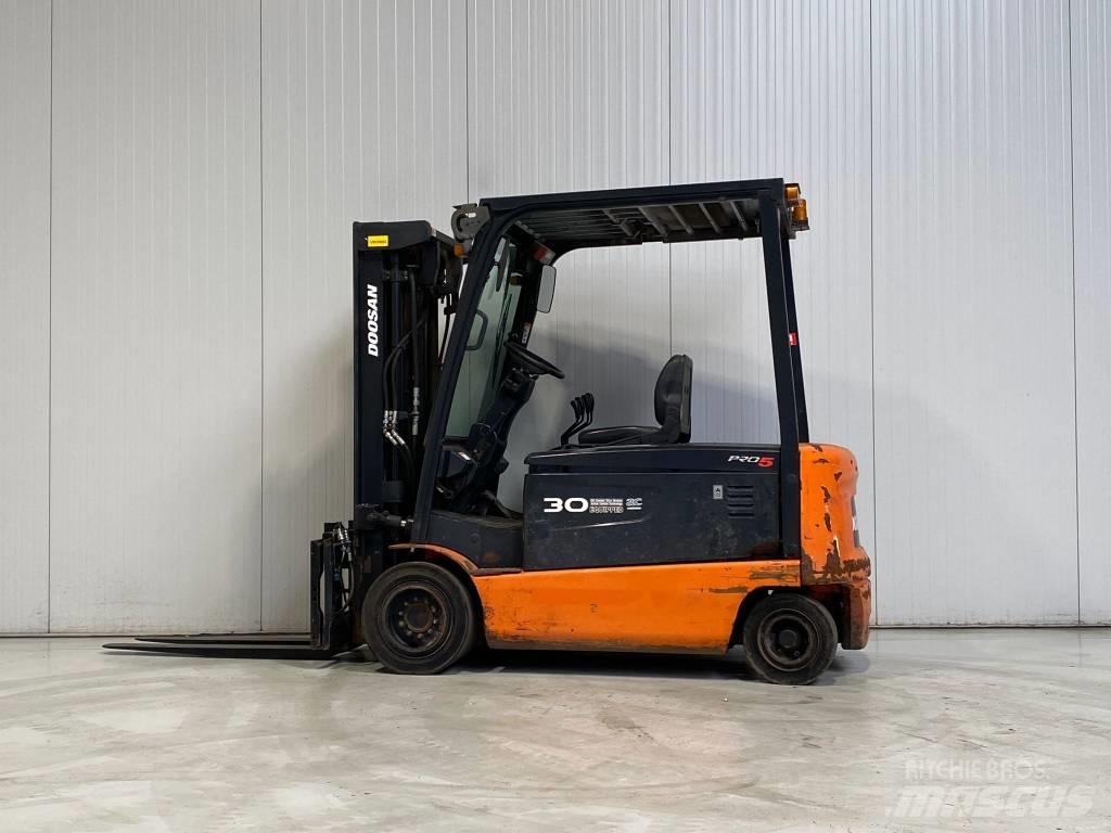 Doosan B30X-5 Empilhadores eléctricos