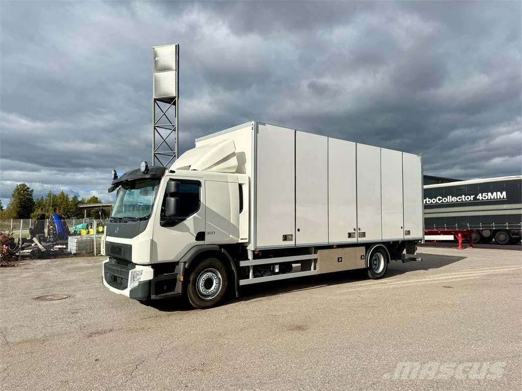Volvo FE320 4x2 Caminhões de caixa fechada