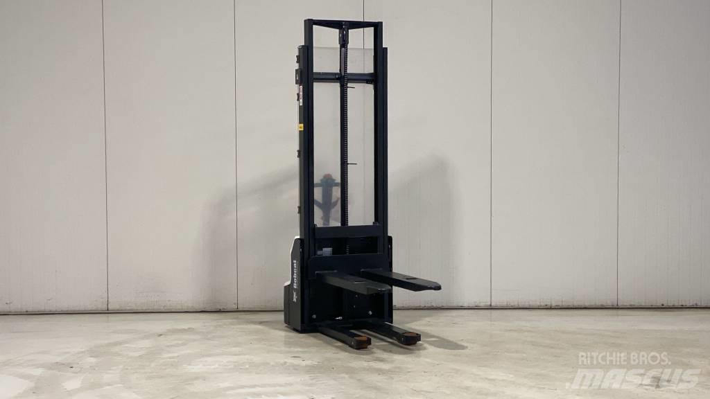 Bobcat LSM12N-7 Empilhador para operador externo