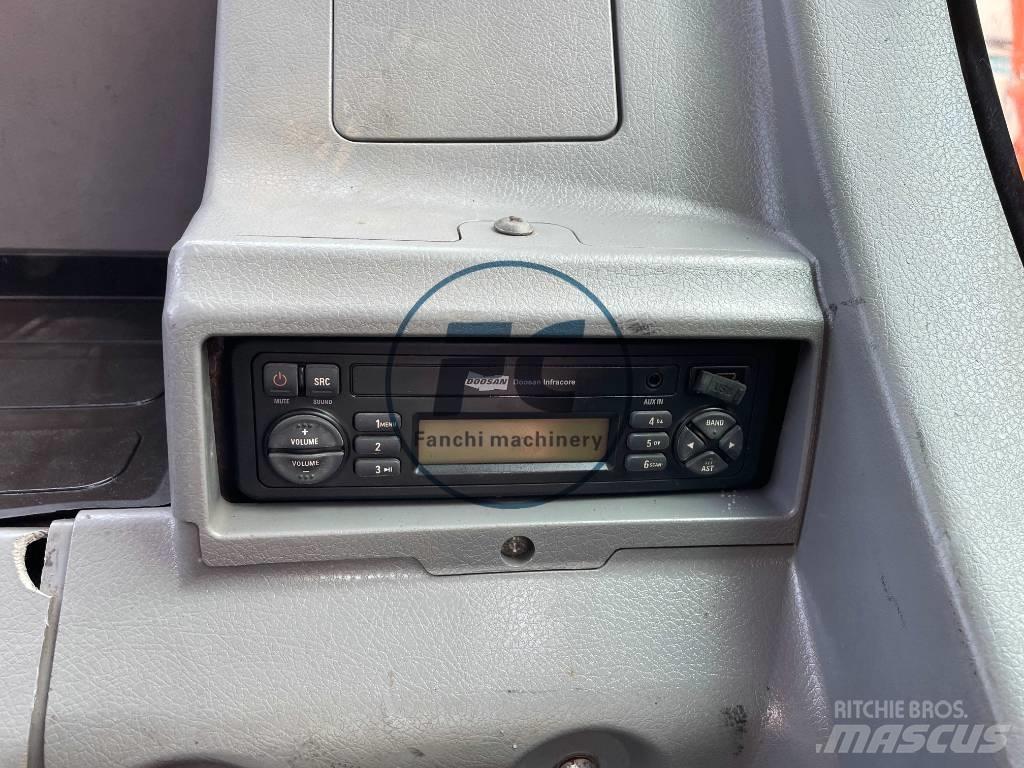 Doosan DX300 Escavadeiras de esteiras